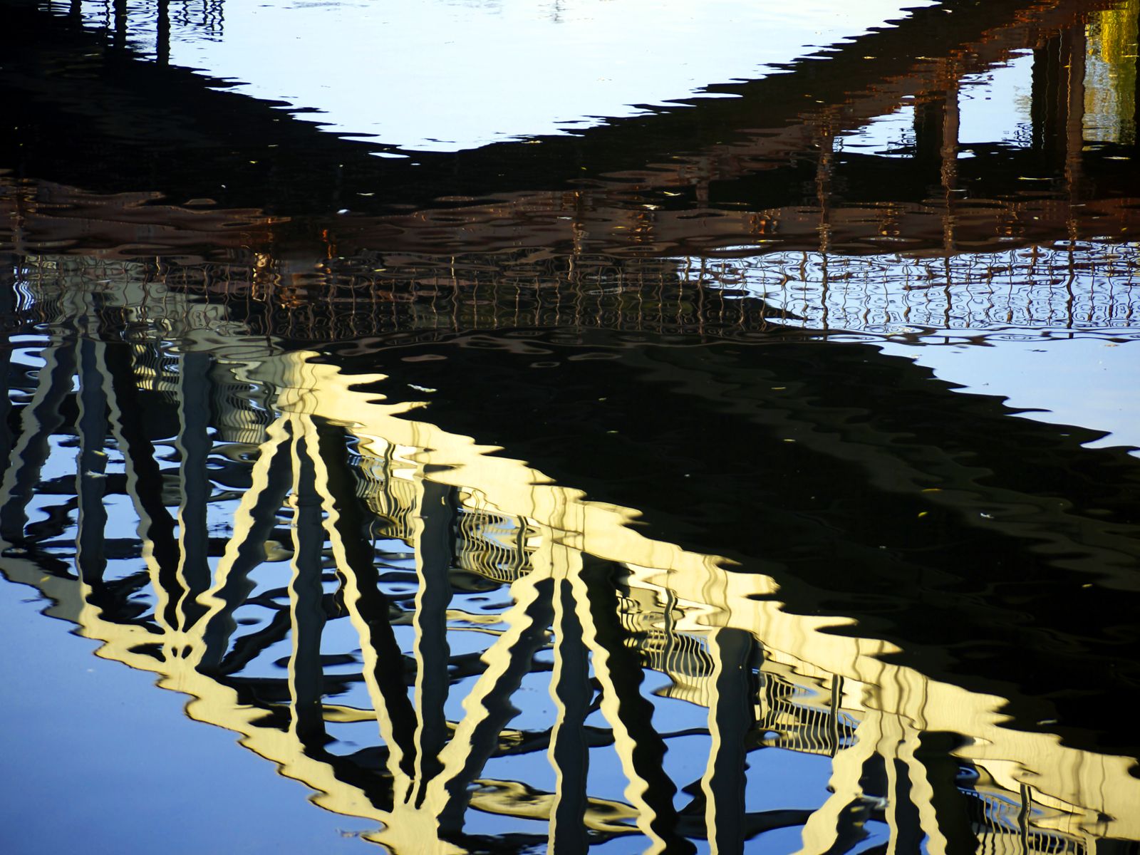 Brueckenspiegelung