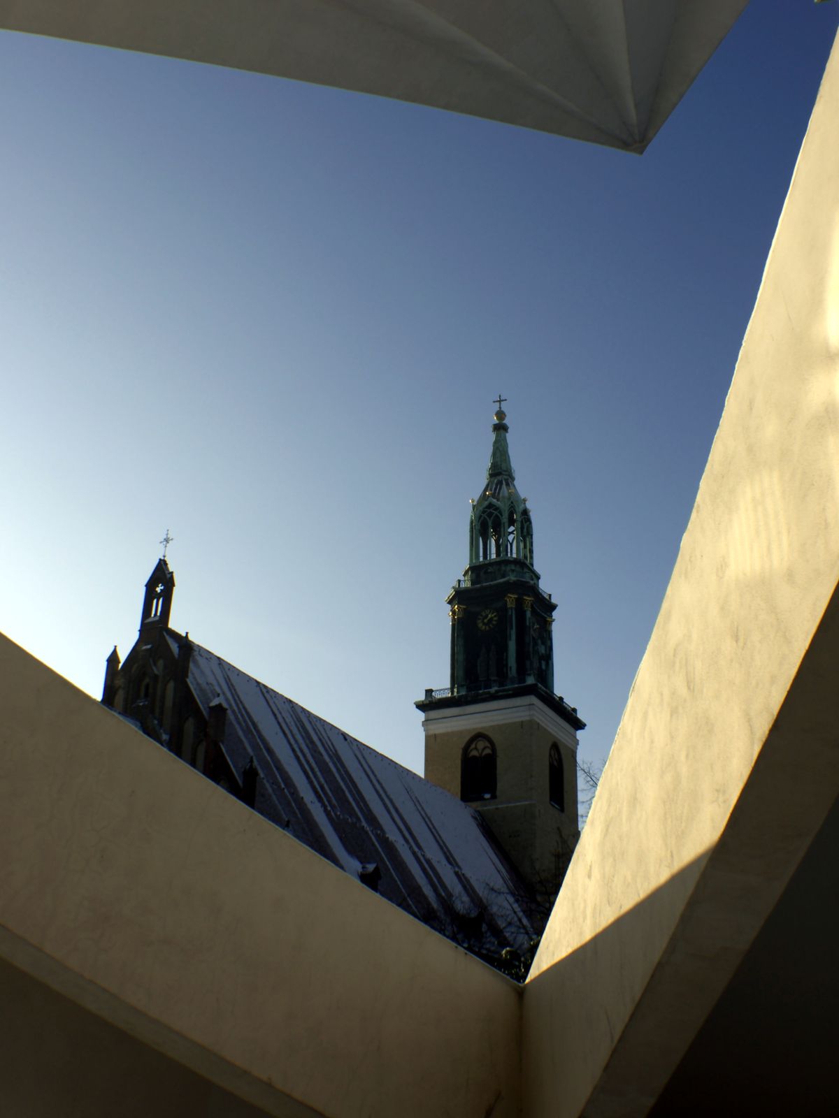 Marienkirche-umrahmt