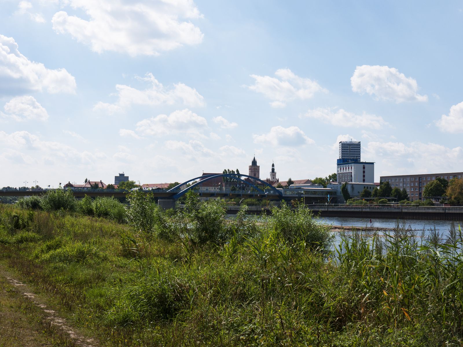Frankfurt-Bruecke-Oderturm