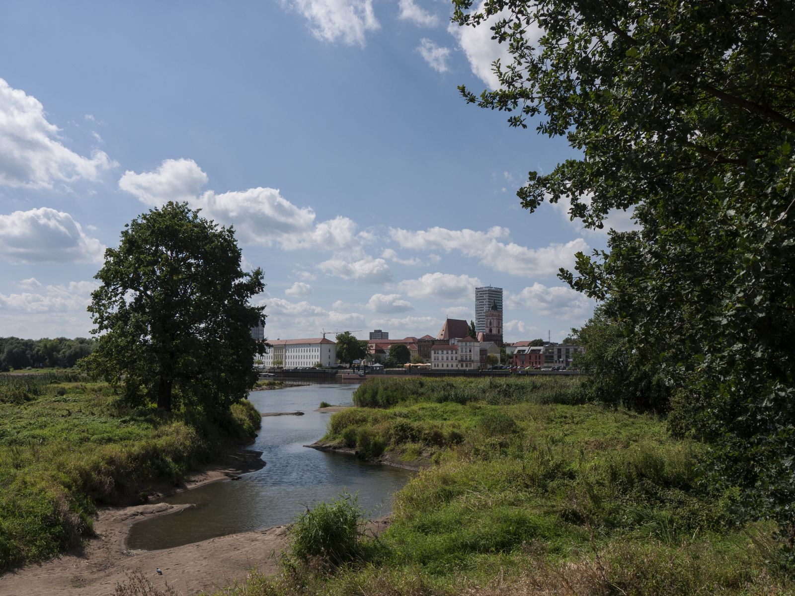 Frankfurt-Stadblick-Rinnsal