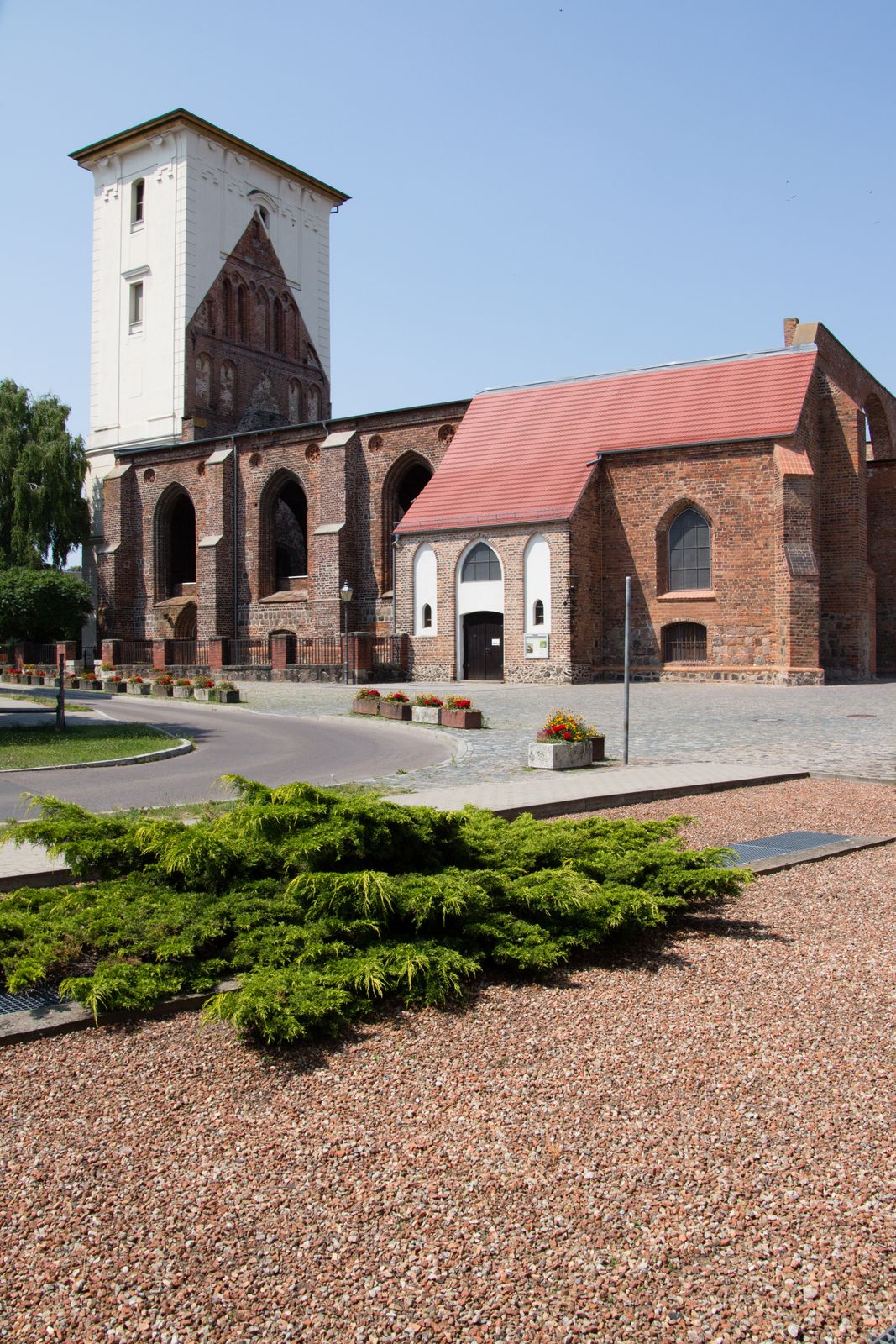 Wriezen-Marienkirche-Seite