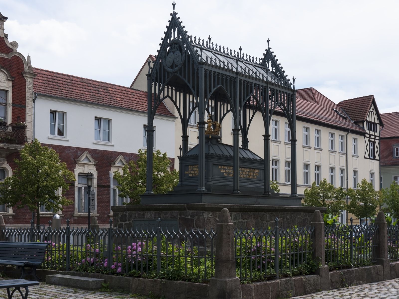 Gransee-Luisendenkmal-Baldachin