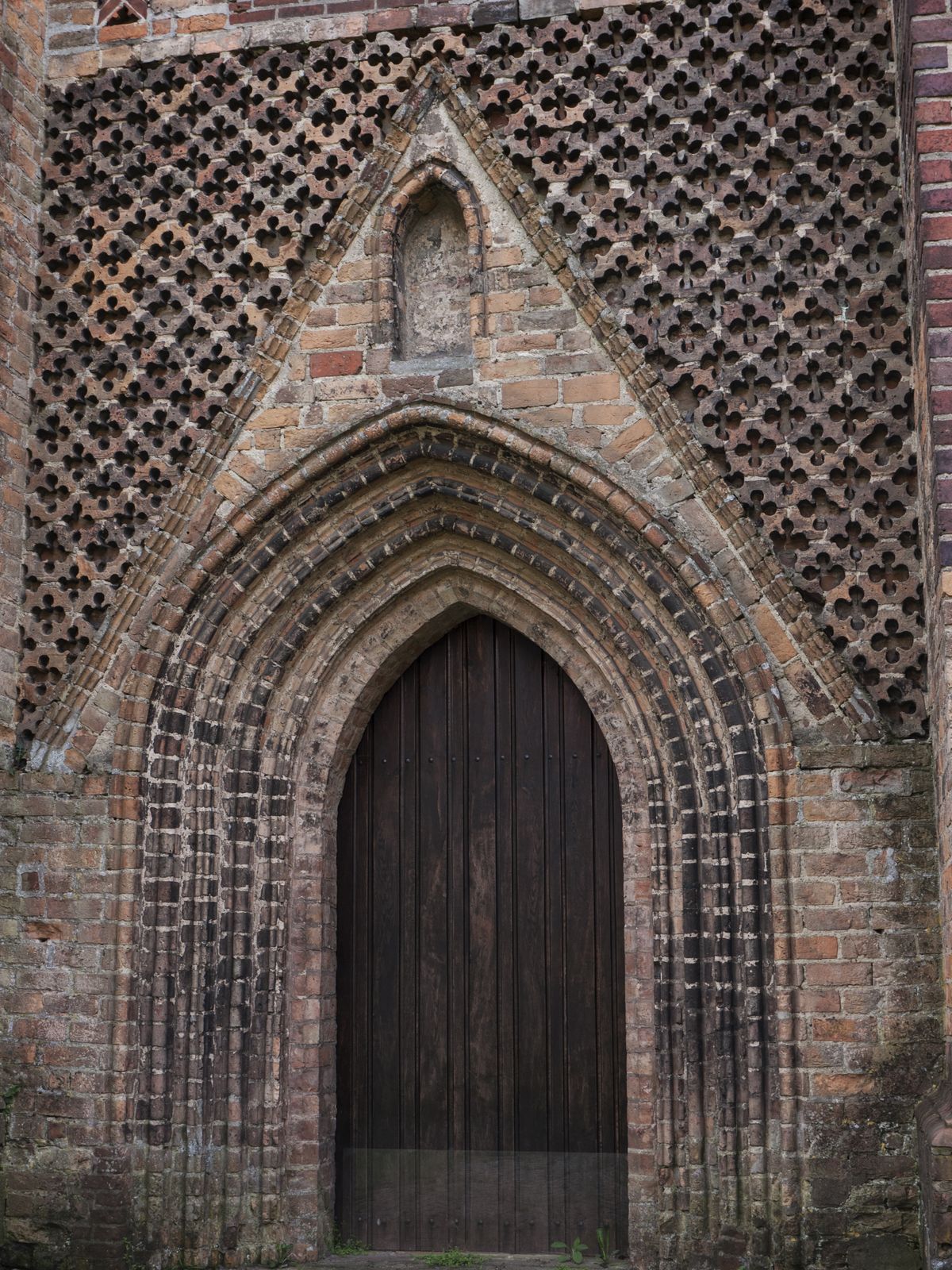 Gransee-Marienkirche-Tuer-Klee