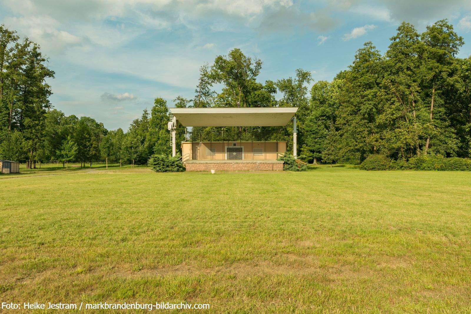 Lauchhammer-Schlosspark-Freilichtbühne