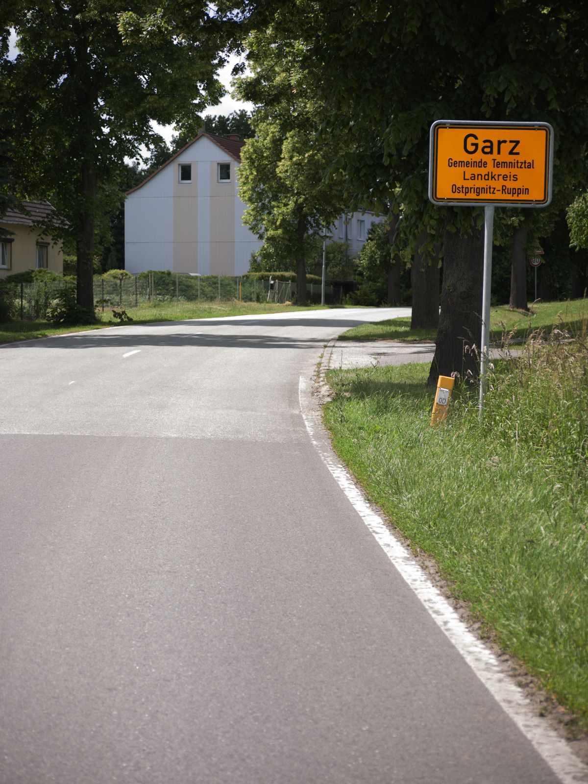 Garz-Ortseingangsschild