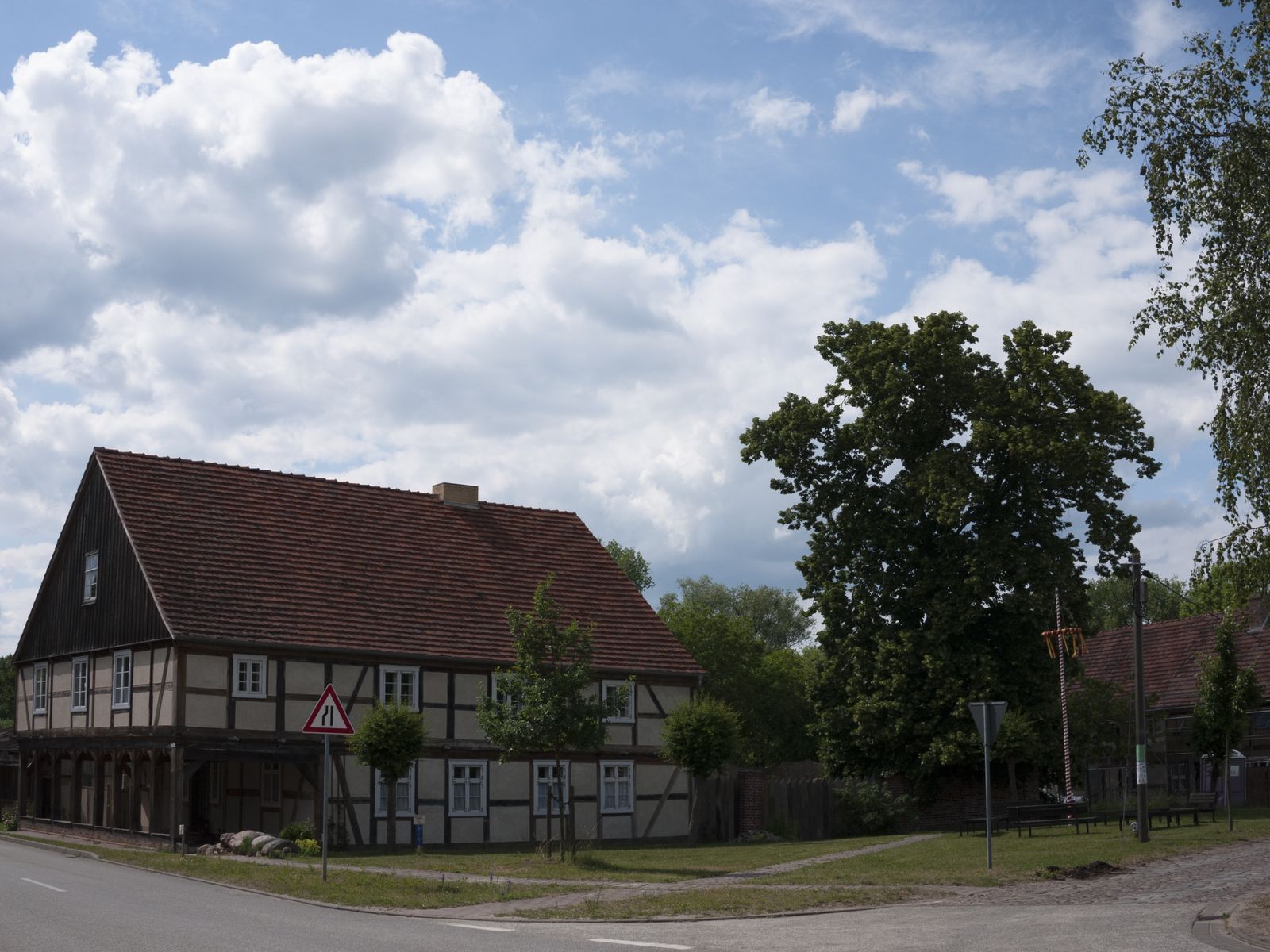 Garz-Vorlaubenhaus-weit