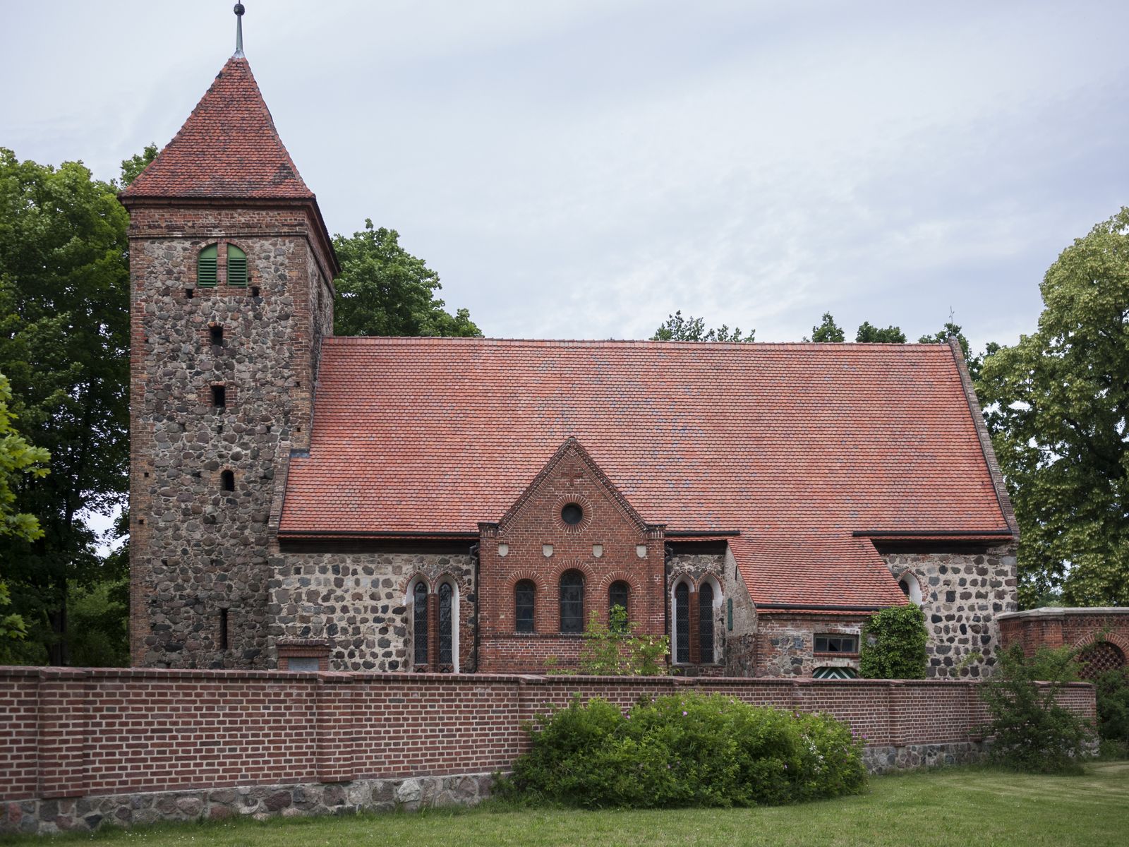 Radensleben-Feldsteinkirche