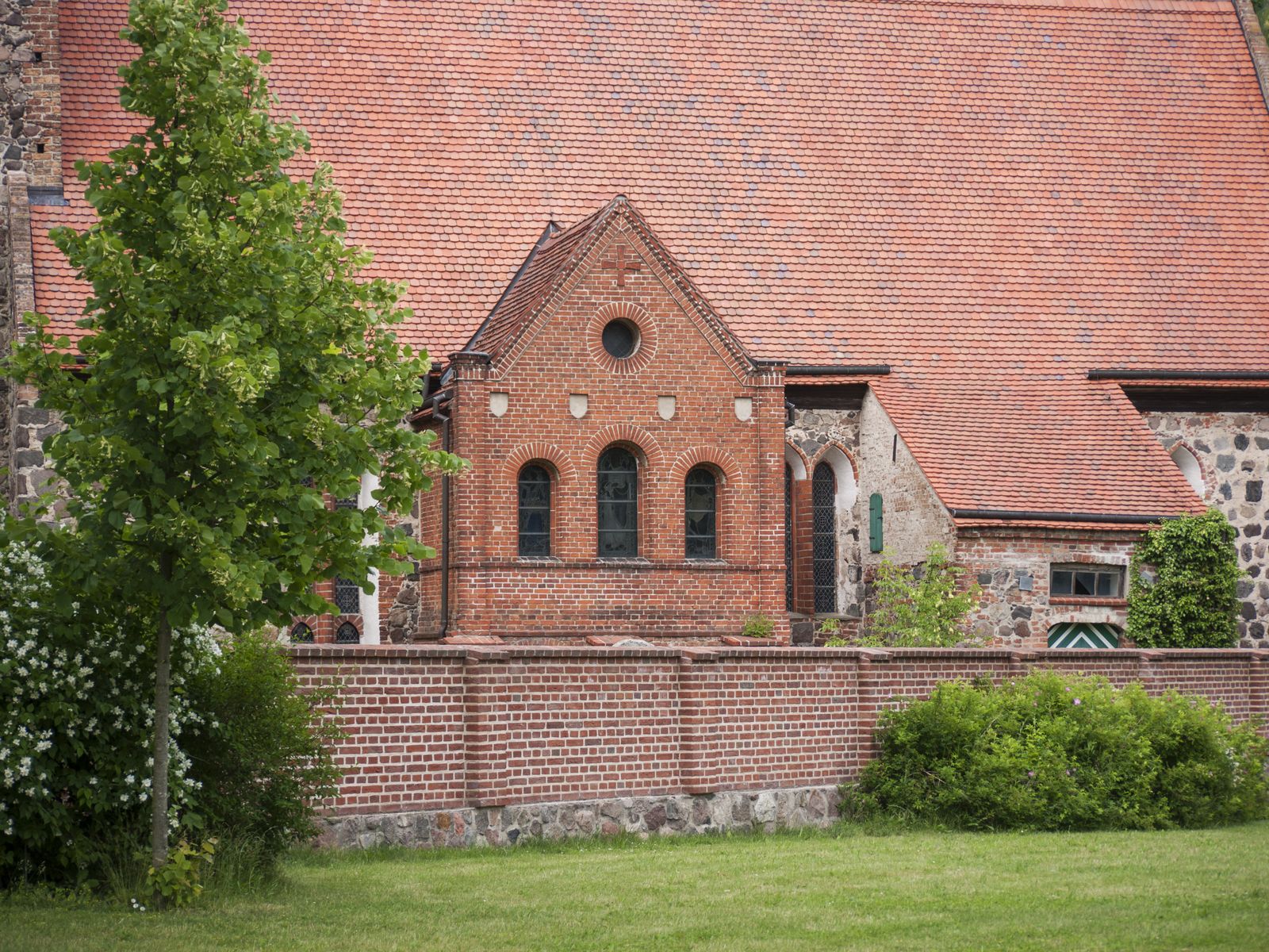 Radensleben-Kirche-Seite