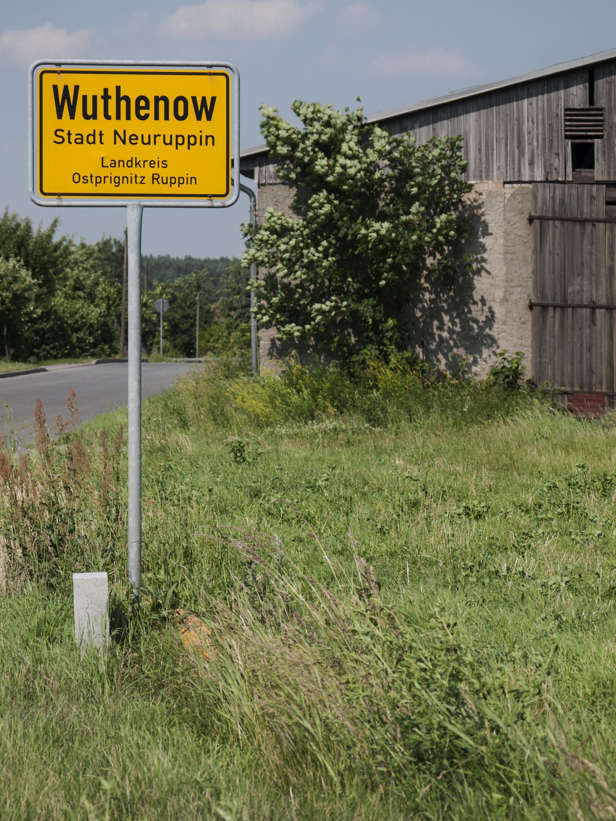 Wuthenow-Ortseingangsschild