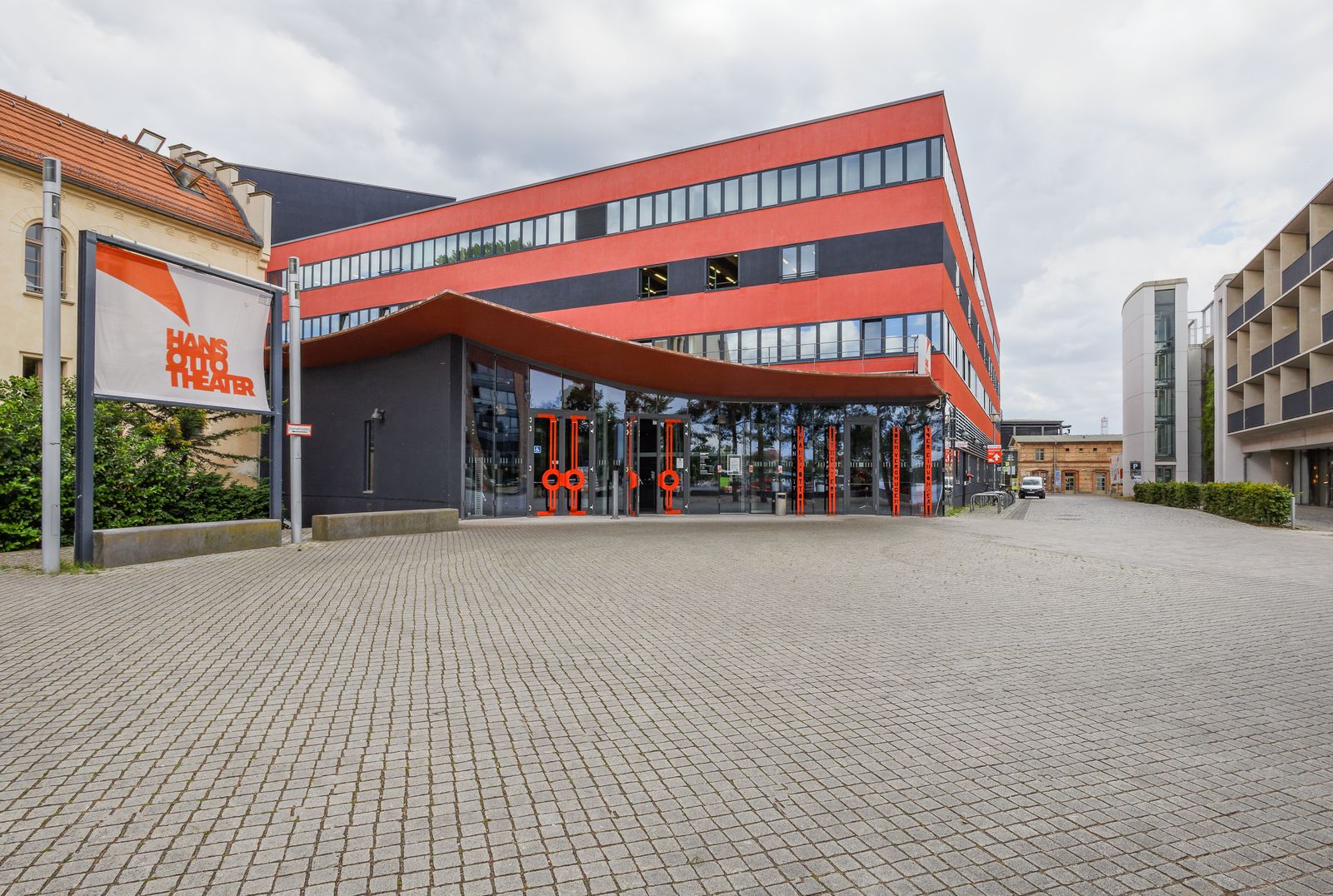 Potsdam-Schiffbauergasse-Hans-Otto-Theater