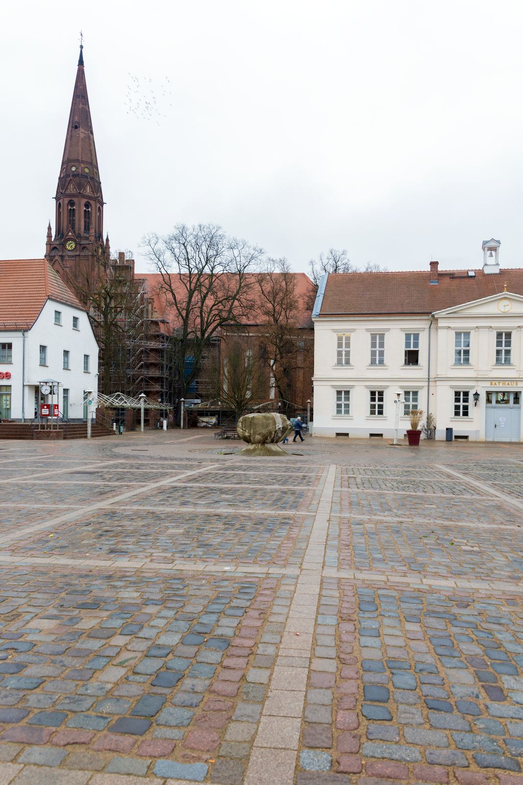 Pritzwalk - Marktplatz, Rathaus und Nikolaikirche
