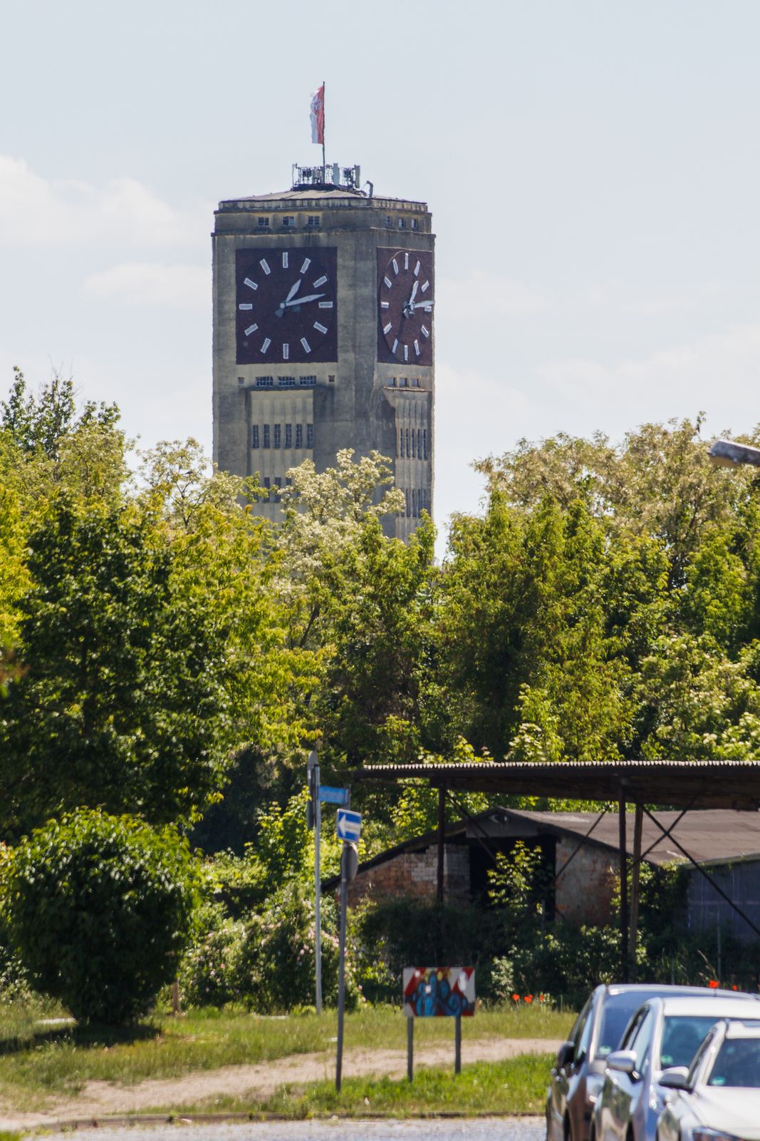 Wittenberge - Blick auf den Uhrenturm des ehemaligen Nähmaschinenwerks