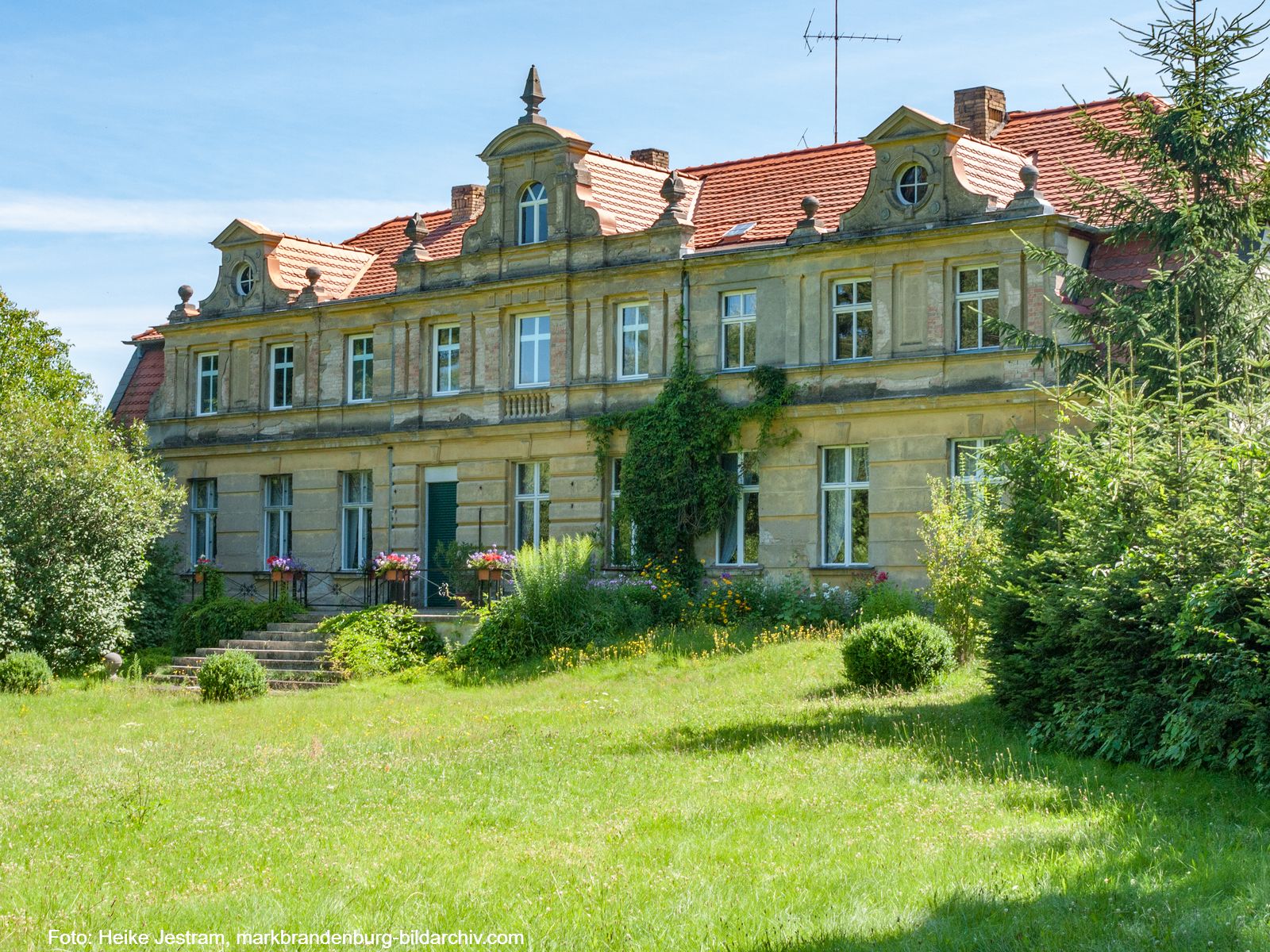 Gutshaus Köpernitz im Jahr 2012
